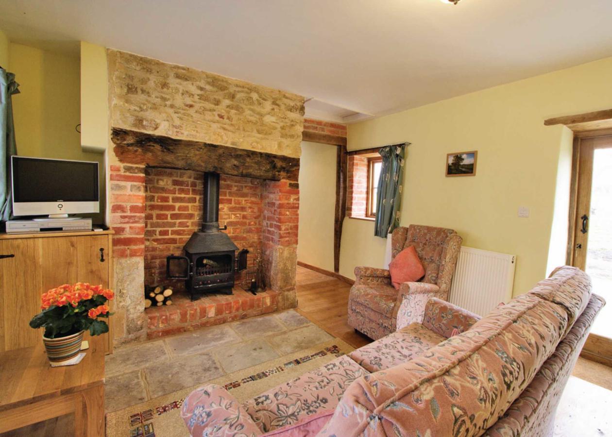 The Brewhouse Villa Foxham Luaran gambar